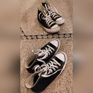 Converse, size 7.5 in woman's